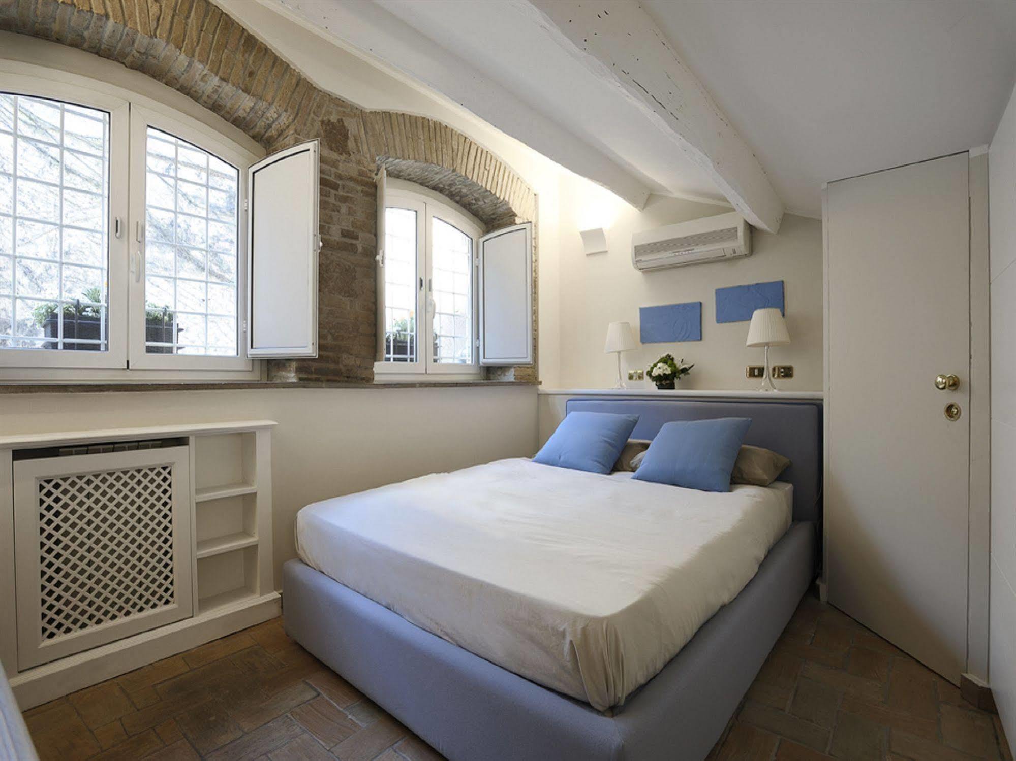 Antiche Residenze Romane Navona Esterno foto